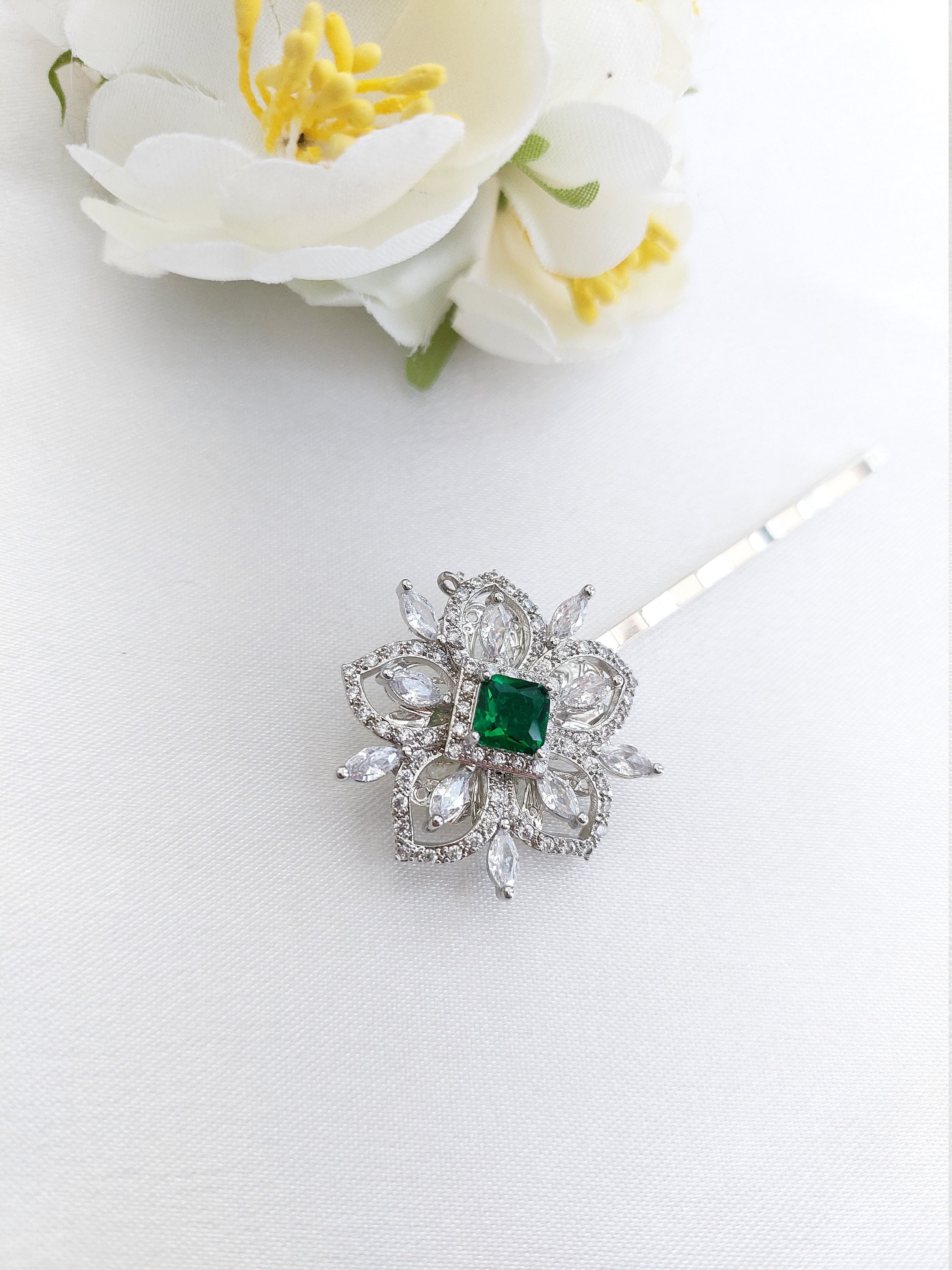 Green Swarovski Hair Pin Green Floral Hair Clip Emerald  display picture 1