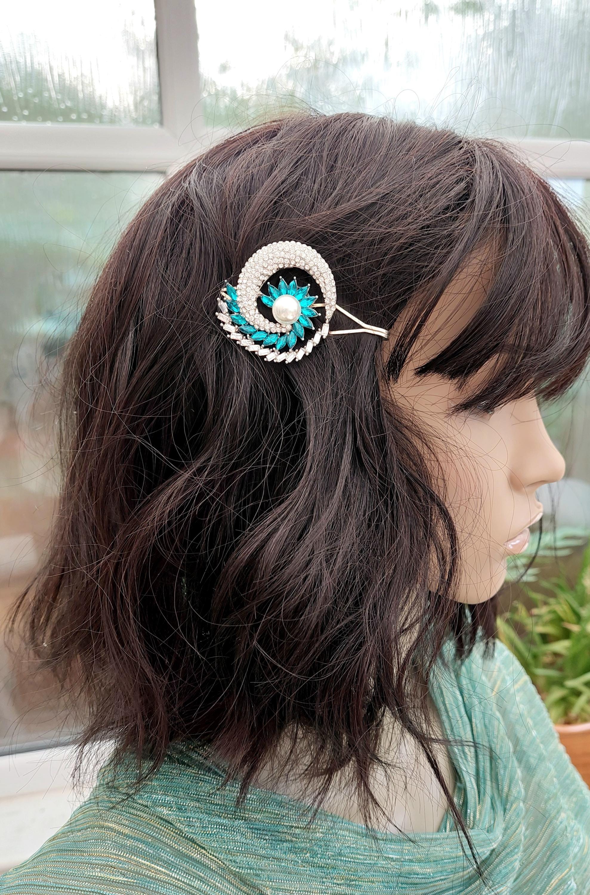 BROCHE vintage plastique HERISSON crème yeux strass 4cm