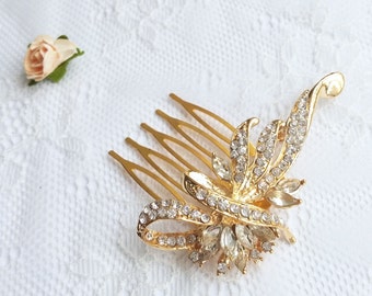 Gold Wedding Hair Comb, Gold Crystal Bride headpiece, Gold headpiece, crystal wedding hair comb, Sparkly bridal comb, floral hair comb