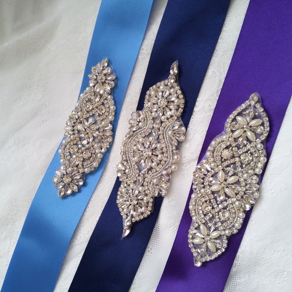 Ceinture de mariée bleue, ceinture de mariée marine, ceinture de mariée en cristal violet, ceinture marine, ceinture de cristal bleu, ceinture de robe de mariée violette, ceinture de demoiselle d’honneur