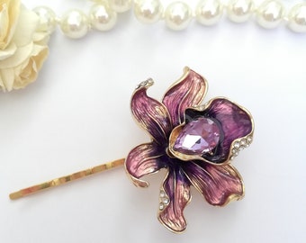 Enchanting purple violet orchid flower hair pin - Unusual floral accessory for standout hairstyles