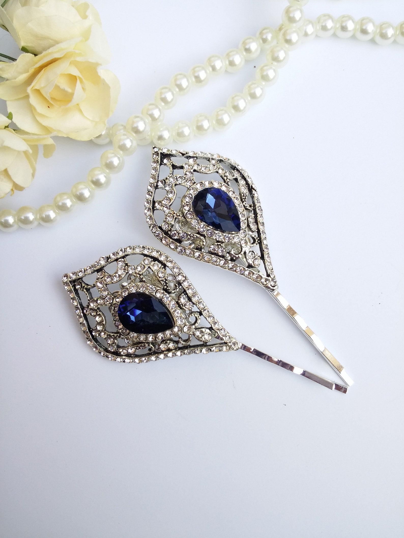 Sterling Silver Retro Hair Pin With Blue Pearls And Butterfly Pom Pom For Women Everywhere