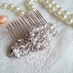 Peine de pelo de cristal con perlas blancas, peine de perla de boda, clip de pelo de cristal clip de dama de honor, tocado brillante clip de perla blanca 45