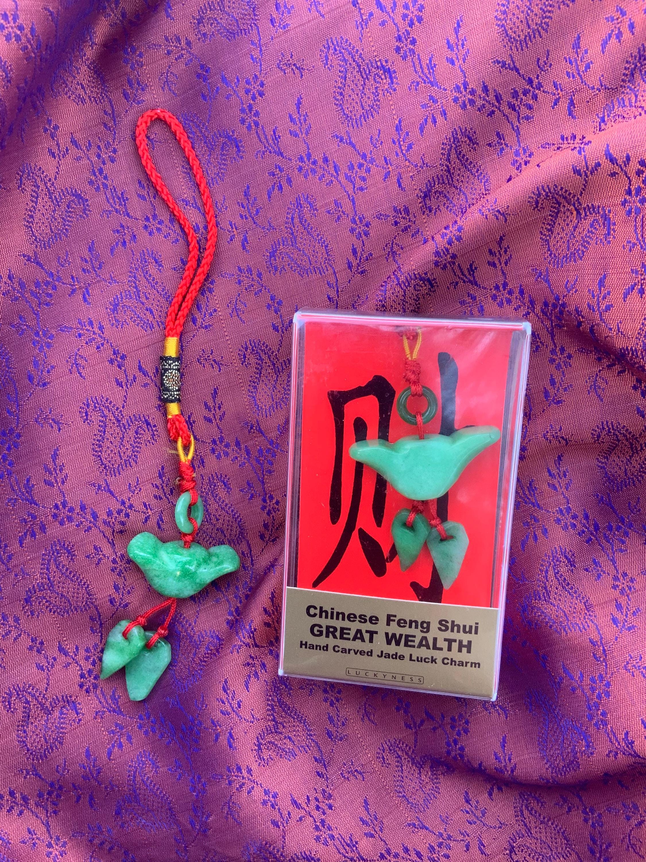 Chinese Feng Shui Great Wealth Charm, Hand Carved Jade Luck Charm