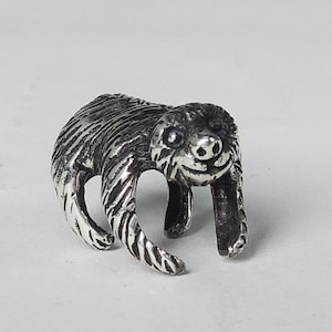 sloth ear cuff, sloth jewelry, sloth earrings, animal ear cuff, animal earrings, ear cuff, ear cuff no piercing, ear cuff silver, cuff ear