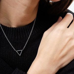 triangle necklace, geometric necklace, dainty necklace, geometric jewelry, everyday necklace, triangle jewelry, triangle, triangle pendant