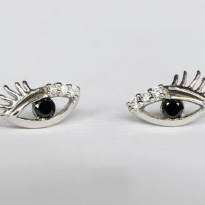 evil eye earrings, dainty tiny evil eye earrings, evil eye stud, evil eye studs earrings, minimal eye earrings, tragus earrings, evil eye