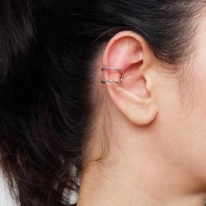 double line ear cuffs, double wire ear cuff, dainty jewelry, sterling silver ear cuff, modern ear cuff, minimal ear cuff, cartilage earring