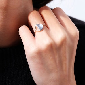 half circle ring, open circle ring, silver circle ring, minimalist ring, geometric ring, eternity ring, minimalist jewelry, modern ring