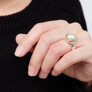 LARGE PEARL RING, pearl ring, white pearl ring, big pearl ring, pearl silver ring, pearl statement ring, unique pearl ring, wedding ring