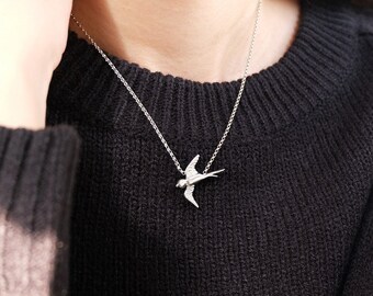 スターリングシルバーの鳥ネックレス：鳥の群れのチャーム、動物愛好家