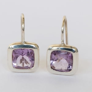 amethyst drop earrings, amethyst dangle earrings, bezel earrings, february birthstone earrings, purple stone earrings, amethyst earrings