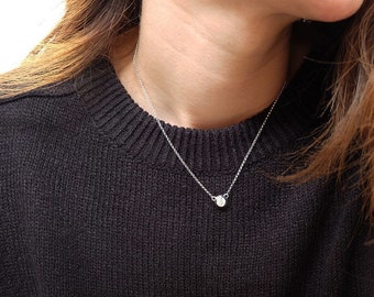 cz round necklace, geometric necklace, dainty necklace, geometric jewelry, everyday necklace, diamond necklace, diamond, tiny necklace