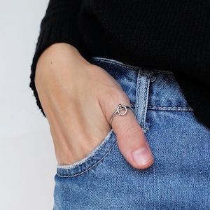 small open circle ring, open circle ring, silver circle ring, minimalist ring, geometric ring, circle ring, minimalist jewelry, modern ring