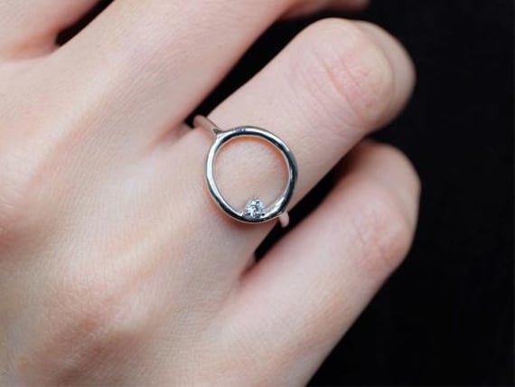 Bague a cercle ouvert bague a cercle ouvert bague en cercle en argent bague minimaliste bague geometrique bague deternite bijoux minimalistes bague moderne Etsy Canada