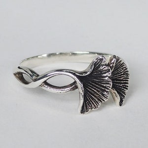 ginkgo ring, nature jewelry, boho jewelry, handmade ring, silver ginkgo ring, leaf ring, flower ring, ginkgo leaf, ginkgo jewelry, ginkgo
