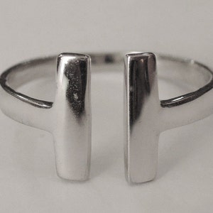 parallel bar ring, double bar ring, bar ring, geometric ring, modern ring, open bar ring, minimalist ring, adjustable ring, silver bar ring image 3