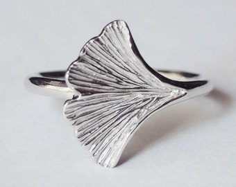 ginkgo ring, handgemaakte ring, zilveren ginkgo ring, bladring, wikkelring, zilveren ginkgo ring, ginkgo sieraden, bloemenring, natuurring, ginkgo