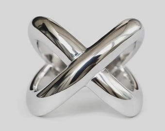 Klobiger Crossover-Bandring aus Silber, verstellbarer Statement-Schmuck, minimalistischer hochglanzpolierter breiter Ring, moderner Silberring für sie
