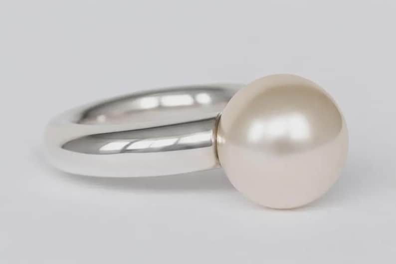 SMALL PEARL RING, pearl ring, white pearl ring, big pearl ring, pearl silver ring, pearl statement ring,unique pearl ring,pearl wedding ring image 2