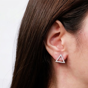 cz triangle earring, geometric earrings, triangle earrings, stud earrings, triangle studs, triangle, silver earrings, geometric earrings