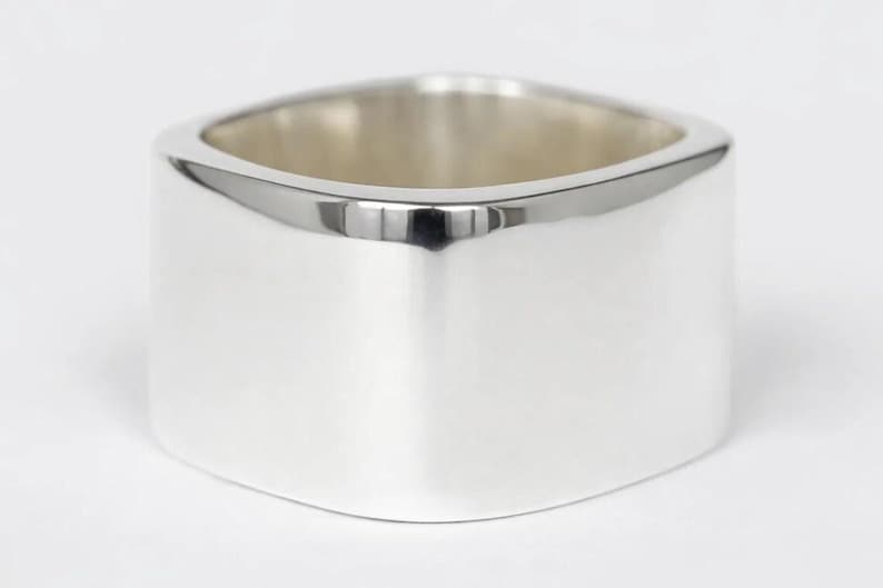 VIERKANTE SOLID RING, vierkante massief zilveren ring, zilveren unisex ring, statementring, zware ring, geometrische ring, rechthoekige ring, vierkante ring afbeelding 1