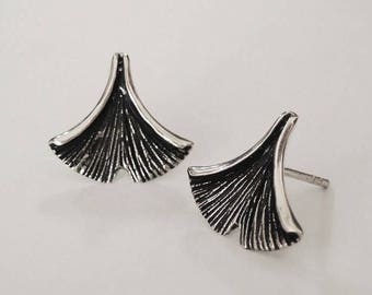 ginkgo leaf earrings, nature earrings, silver earrings, leaf earrings, ginkgo biloba leaf, gift for her, ginkgo, ginkgo jewelry, ginkgo leaf