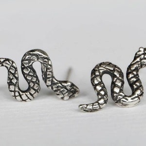snake earrings, snake stud earrings, snake stud, silver snake earrings, delicate studs, silver earrings, trendy earrings, minimal earrings