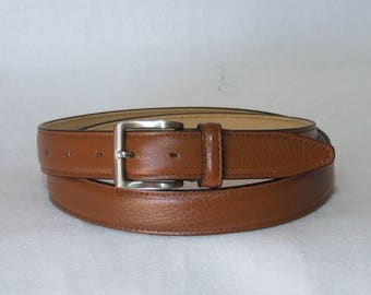 CERVO 3 – Klassischer Herrengürtel aus echtem Hirschleder. Höhe 3 cm. Verschiedene Farben. Schnalle aus Messing/Satinnickel. Handwerkliches Produkt.