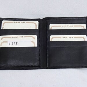 TRAVELCARD - Portafoglio artigianale porta travelcard in vera pelle con 15 scompartimenti porta carte e tasca porta banconote. Made in Italy