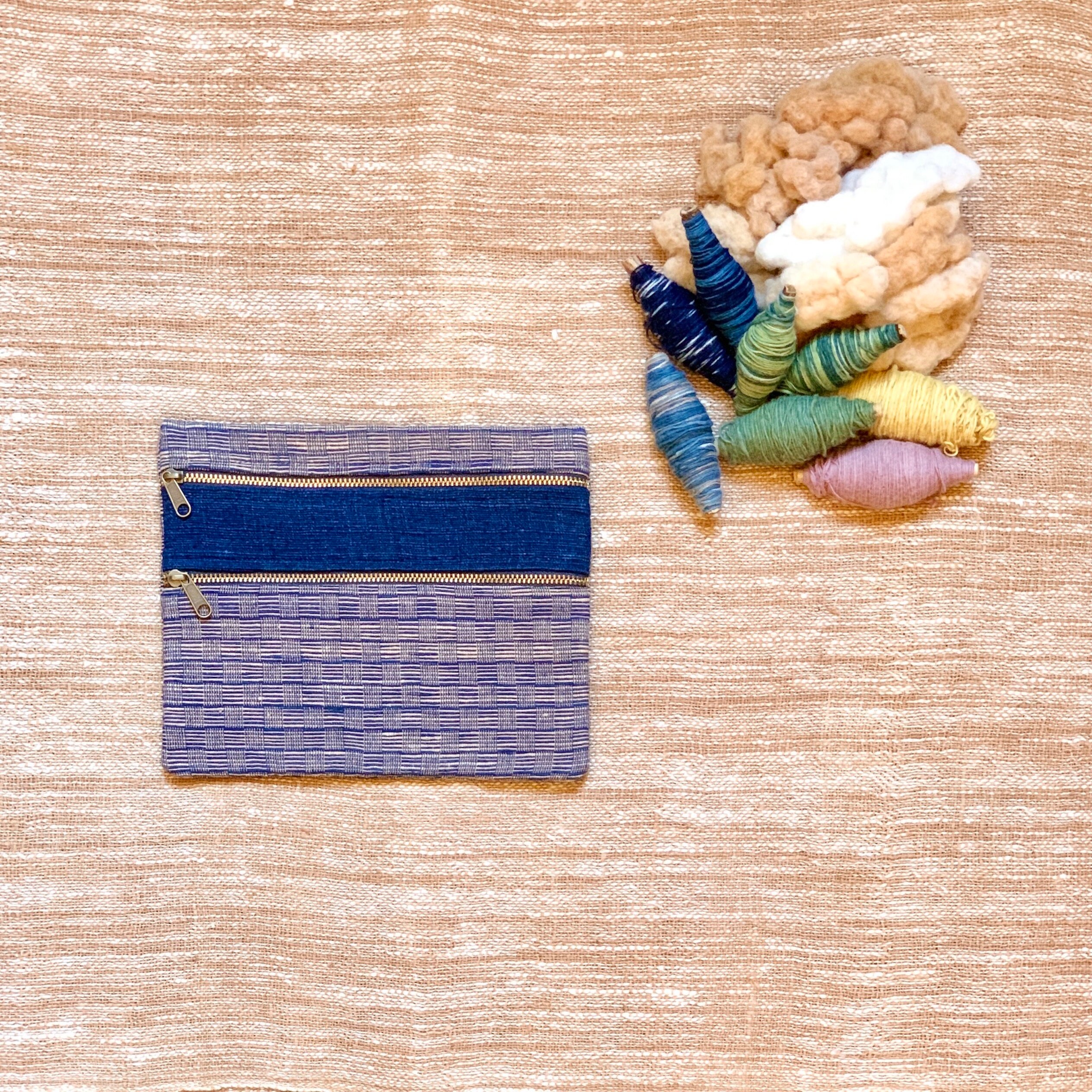 Indigo-Pouch Au Charme Rustique et Singulier - Ip2