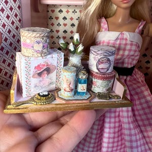 1:6 Beauty-Set romantischer Schminktisch für 30 cm große Puppen wie z.B. Barbies, Blythe, Icy Dolls etc.