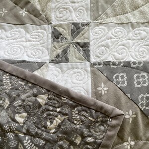 Lap Quilt, Grey Quilt, Handmade Quilt, 100% Cotton, Designer Quilt, Handmade in Wales, Grey and White Quilt, Cosy Quilt, Patchwork Quilt image 4