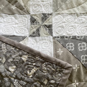 Lap Quilt, Grey Quilt, Handmade Quilt, 100% Cotton, Designer Quilt, Handmade in Wales, Grey and White Quilt, Cosy Quilt, Patchwork Quilt image 9