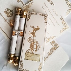 Cinderella Mini Scroll with Matching Pouch - Set of 25, Royal Theme, Scroll Invitation, Royal Invitation, Unique Invitation, Quinceañera