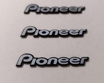 4x emblema metallico adesivo Pioneer rilievo restauro hi-fi targhetta