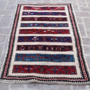 2&#39;10 x 4&#39;6 Feet, Stunning handmade vintage afghan baluch pictorial area rug, 3x5 area rug, animal design rug, home decor rug, small area rug