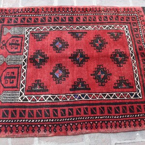 3'1 x 4 Feet, Beautiful handmade vintage afghan baluch area rug, 100% wool rug, home decor rug, kitchen rug, small vintage rug, small rug image 4
