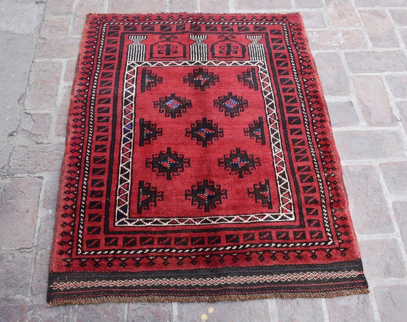 3'1 x 4 Feet, Beautiful handmade vintage afghan baluch area rug, 100% wool rug, home decor rug, kitchen rug, small vintage rug, small rug image 2