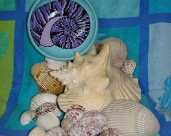 Seashell wooden bowl hand painted - Seashell by the Seashore