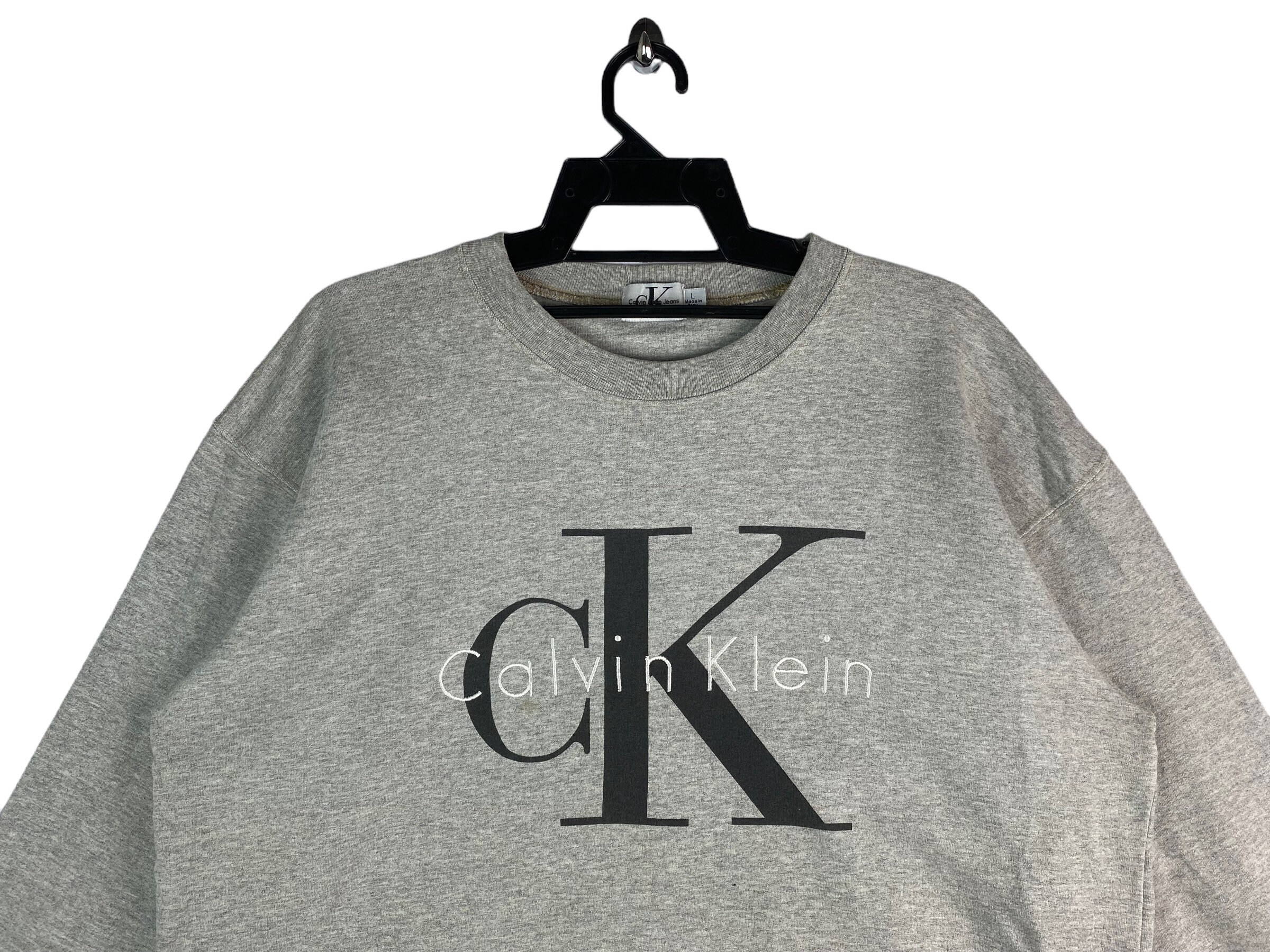Calvin klein vintage logo cheap sweatshirt
