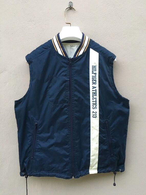 tommy hilfiger sleeveless jacket