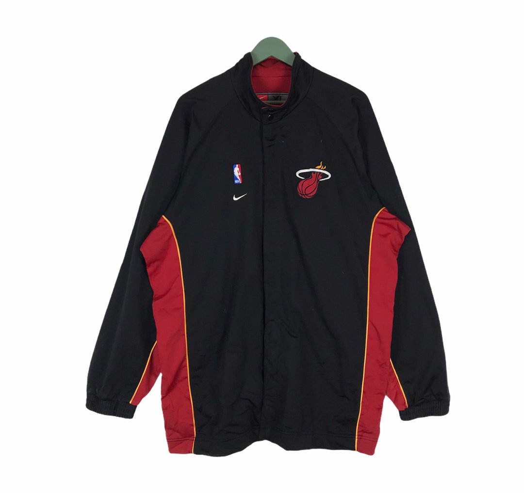 Vtg 90s Nike Miami Heat Nba Team Warm up Jacket Snap on Vtg 90s Nike Miami Heat Nba Team Warm up Jacket Snap on