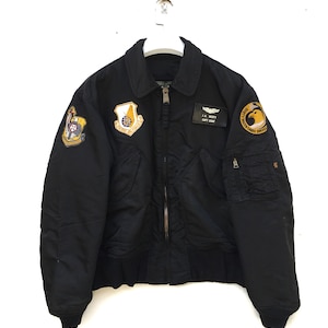 Alpha Industries MA-1 Bomber Flight Jacket - Chaqueta de vuelo de piloto de  combate, Negro - : Ropa, Zapatos y Joyería 