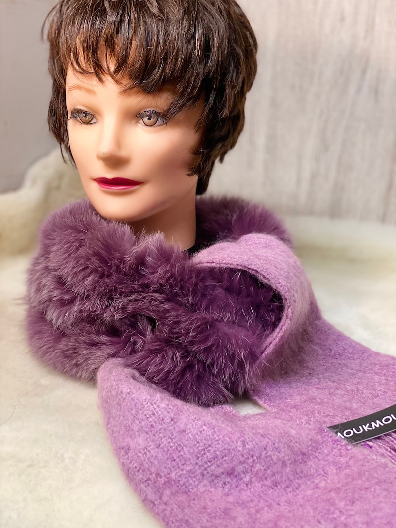 Mohair collar scarf and real grape-colored fox fur The accessory that changes everything! unique creation
