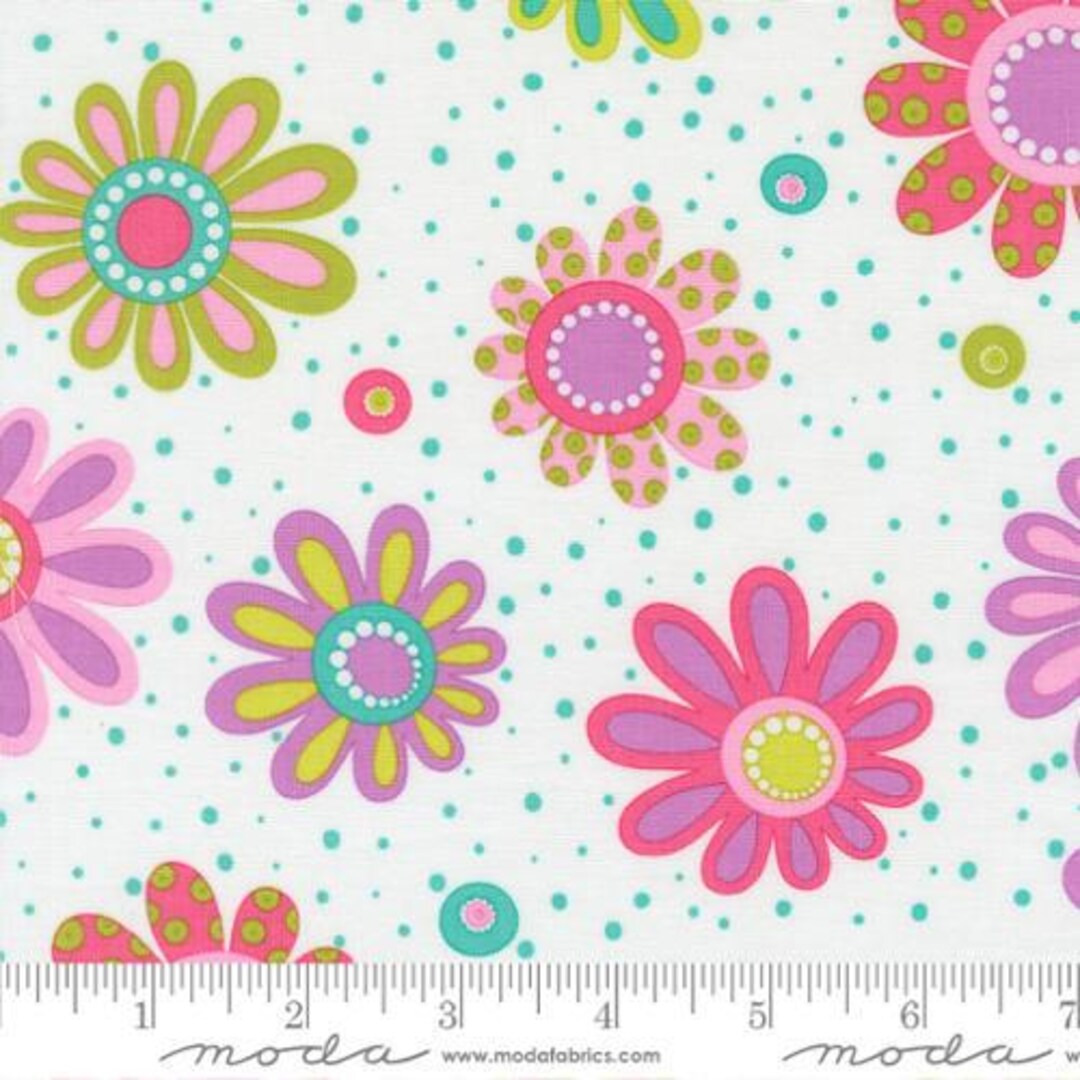 Moda - Pick Me - Flower Power - Sugar - 22497 11 - 100% Cotton Fabric ...