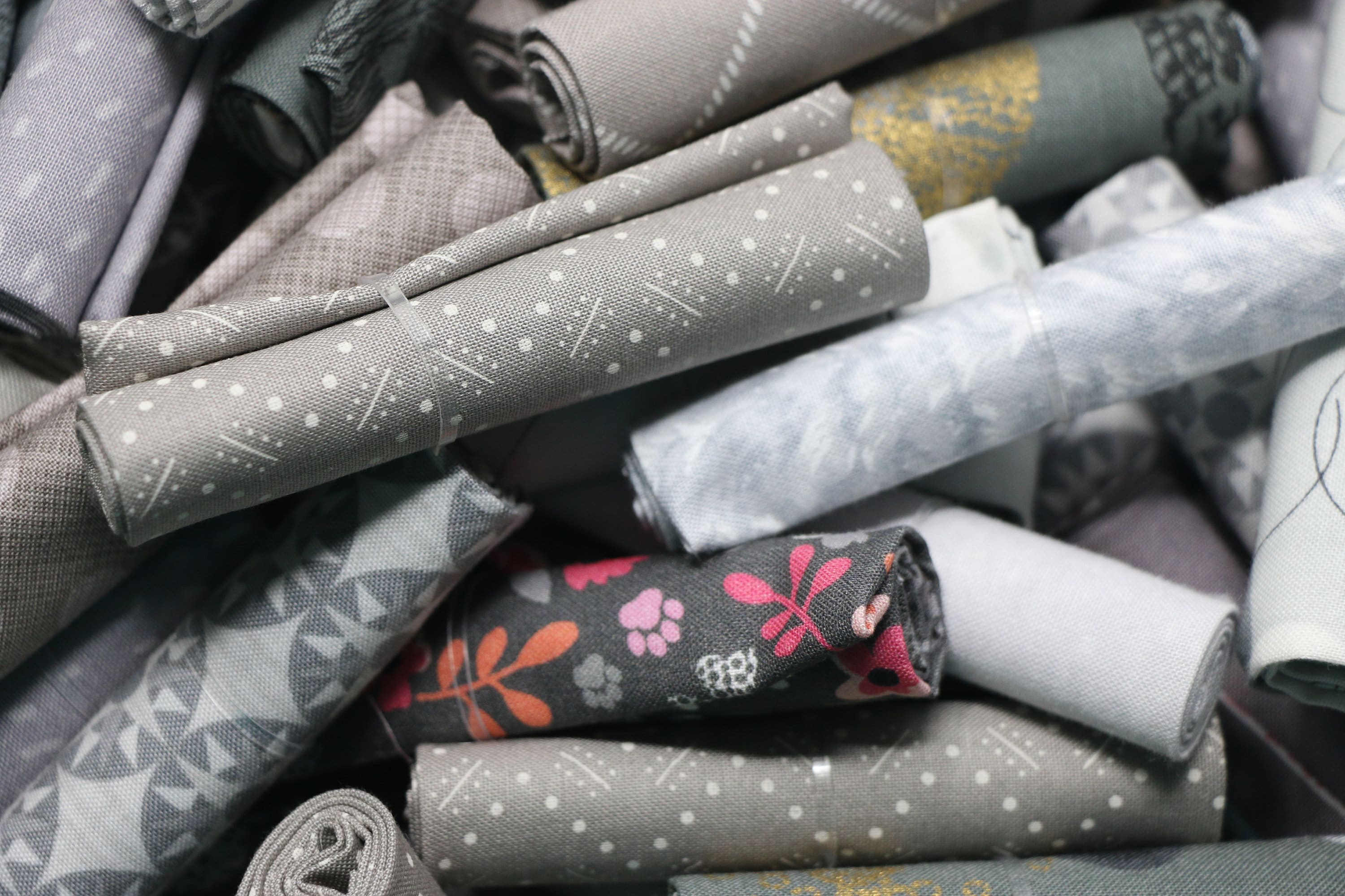 Bits and Pieces Surprise - HALF DOZEN - Shades of Grey (Silver) - Bundle of Six - Scraps - Sizes from 6 x 10 - 12 x 13 - 100% cotton fabric