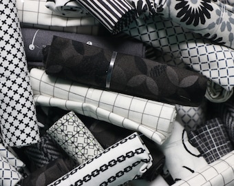 Bits and Pieces Surprise - HALF DOZEN - Black and White - Bundle of SIX - Scraps - Sizes vary from 6 x 10 - 12 x 13 - 100% cotton fabric