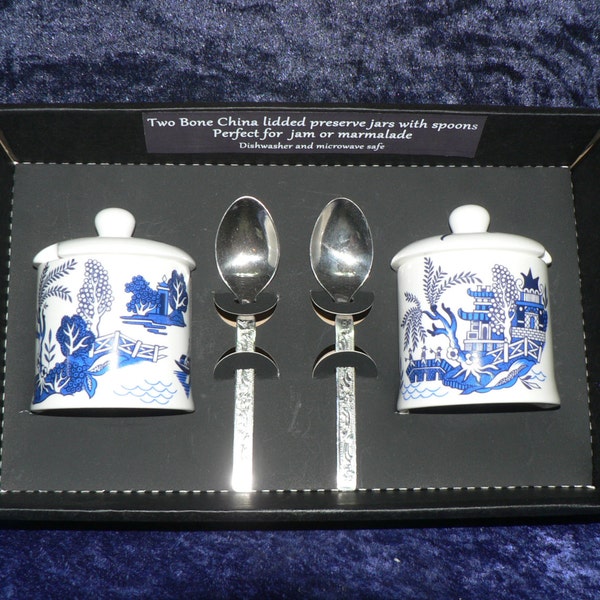 Blue willow preserve jars - set of 2 bone china preserves decorated with blue willow pattern with spoons