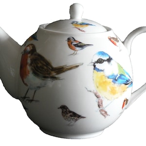 Garden Birds teapot 2 cup or 6 cup teapot decorated allover with popular garden birds Robin, Bluetit.Thrush,Chaffinch image 2